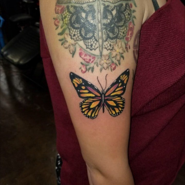 蝴蝶纹身图案 多款翩翩起舞不同风格的蝴蝶纹身图案