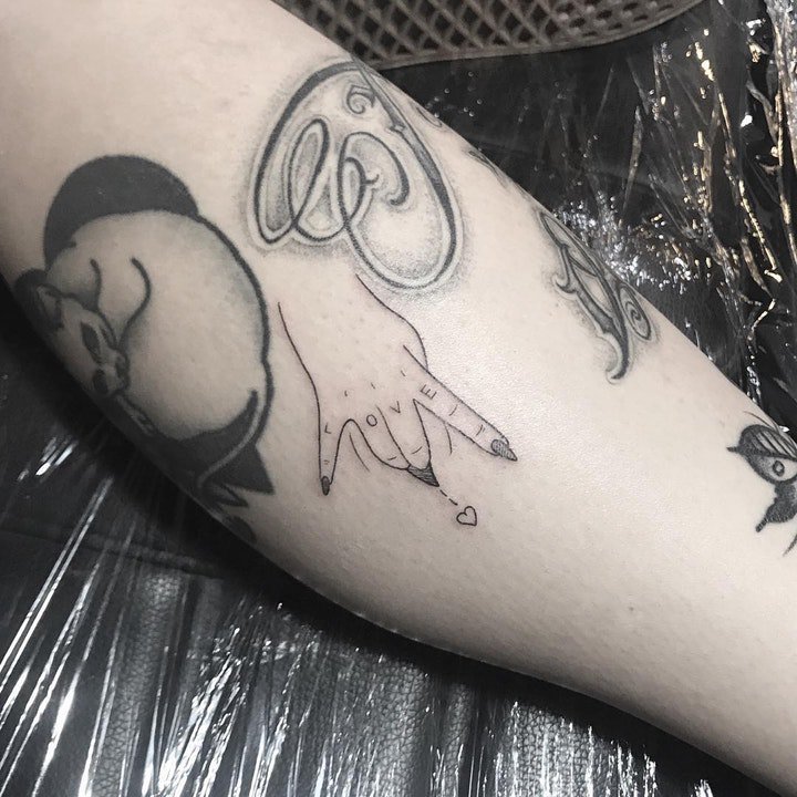 个性简单纹身图案 黑灰色调精致线条纹身个性简单纹身图案