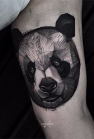 黑灰纹身风格  色调沉闷却尽显低调的黑灰色风格纹身图案