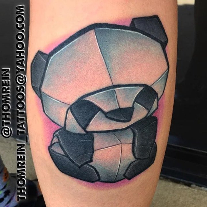 熊猫纹身图   多款呆萌而又创意的熊猫纹身图案