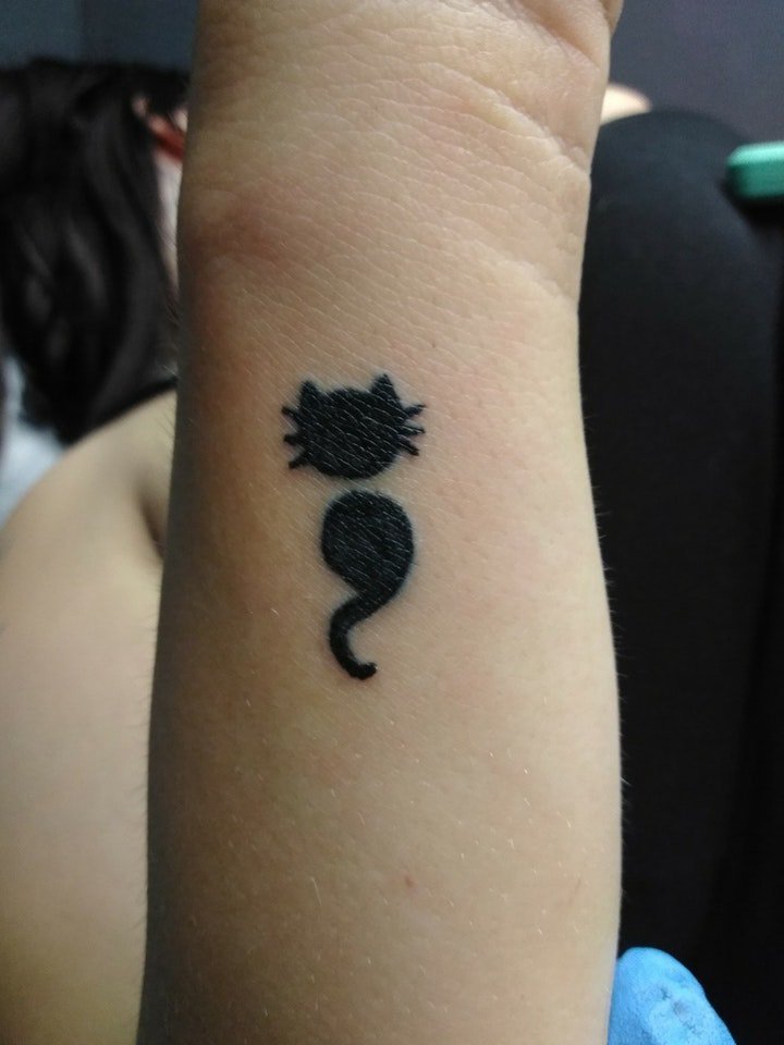 纹身图案小猫 多款彩绘纹身或黑色的小猫纹身图案