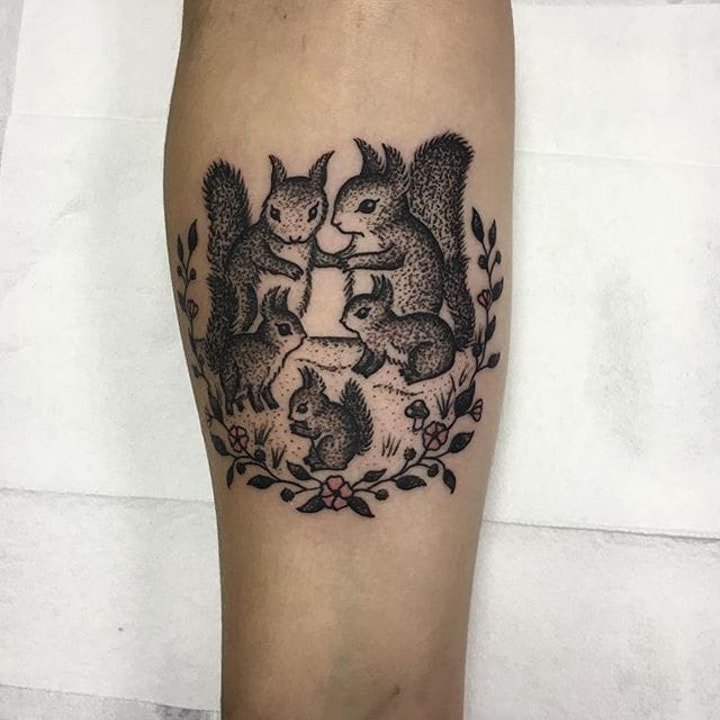 松鼠纹身  9张技巧性十足的呆萌松鼠纹身图案