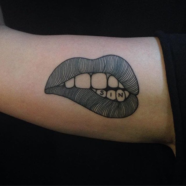 嘴巴纹身图案 10款风格迥异的嘴唇纹身图案