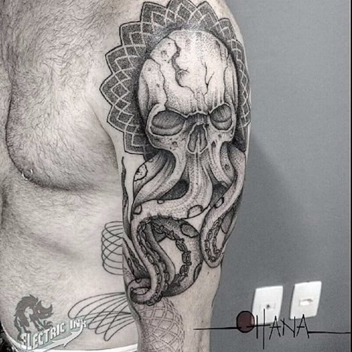 黑灰纹身图案  技巧多样化的10组黑灰色纹身图案