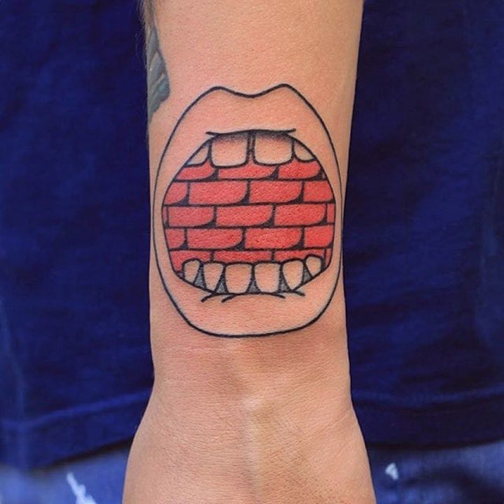 嘴巴纹身图案 10款风格迥异的嘴唇纹身图案