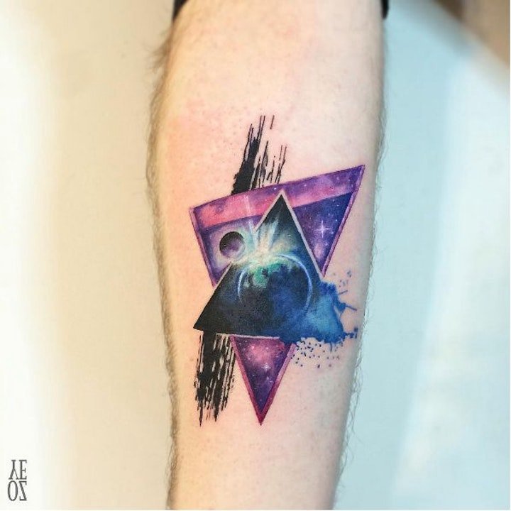 纹身唯美图片   渐变与水彩相结合的唯美纹身图案