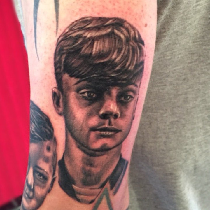 人物肖像纹身 10组黑灰写实人物肖像纹身图案