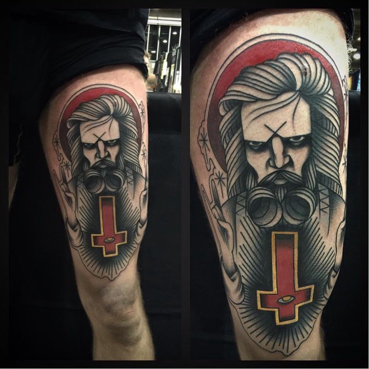 十字架纹身图   9张个性而又多元化的十字架纹身图案