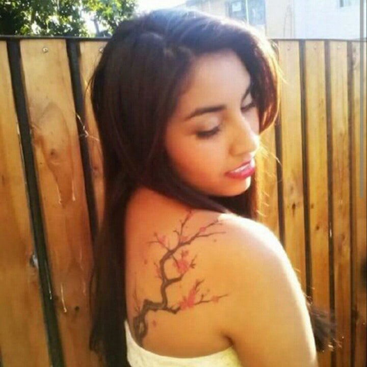 纹身树木的图像  生机勃勃的树木纹身图案