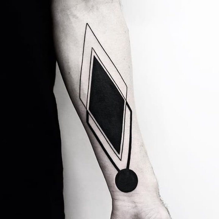 几何图形纹身 神秘黑灰色调的几何图形纹身图案