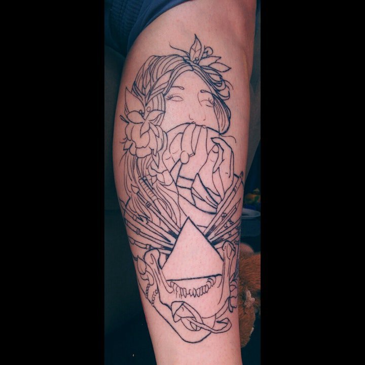 腿部纹身   技巧性十足的百变腿部纹身图案