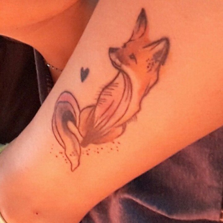 狐狸纹身图   10款伶俐而又狡猾的狐狸纹身图案