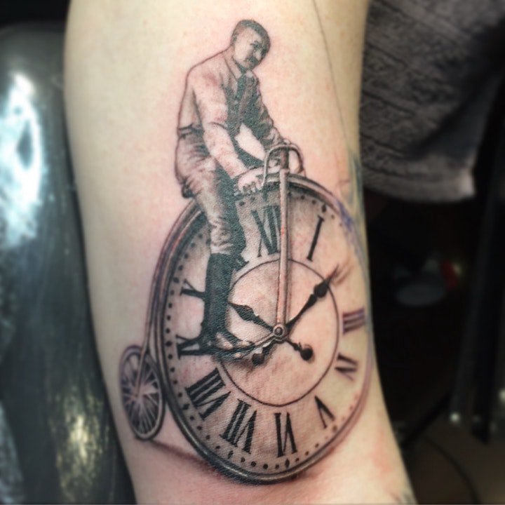 自行车纹身图案  多款设计巧妙而又趣味的自行车纹身图案