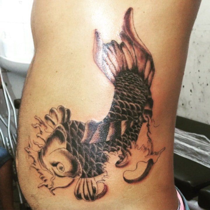 纹身鲤鱼  10组代表好运和吉祥的鲤鱼纹身图案