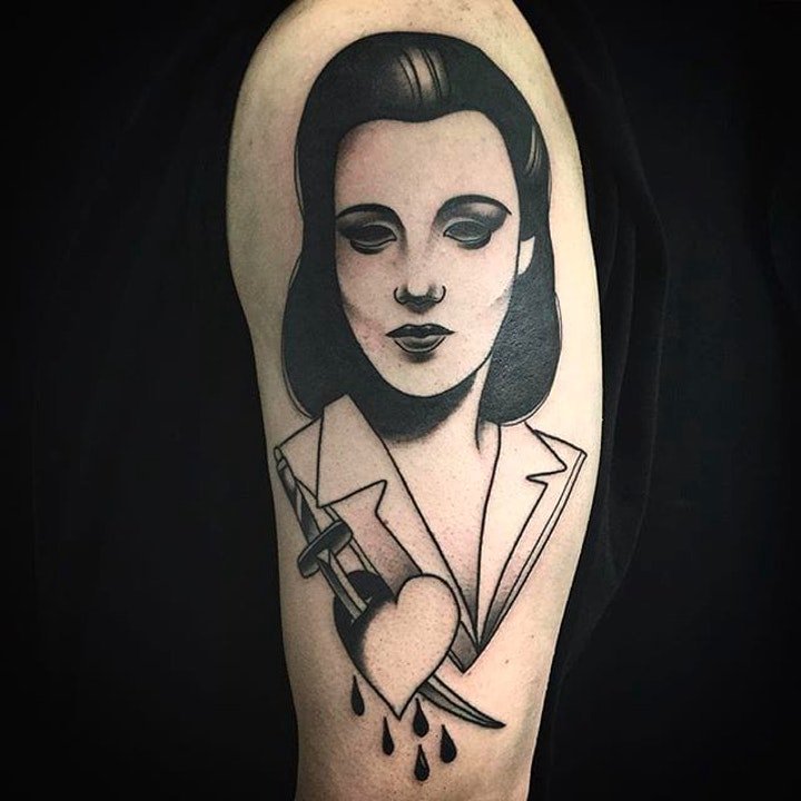 纹身图人物图片   个性而又不失时尚感的黑灰人物纹身图案