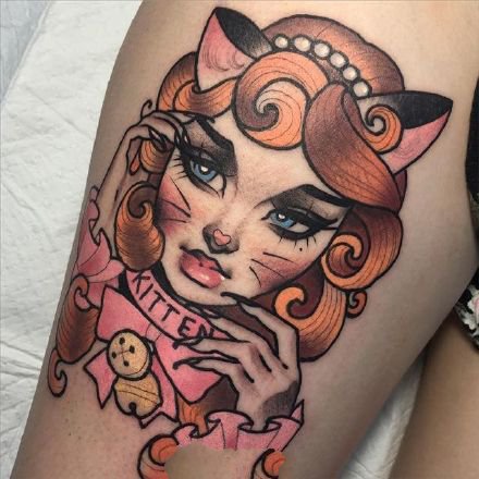 女郎纹身图 9张包臂的漂亮纹身女郎图案