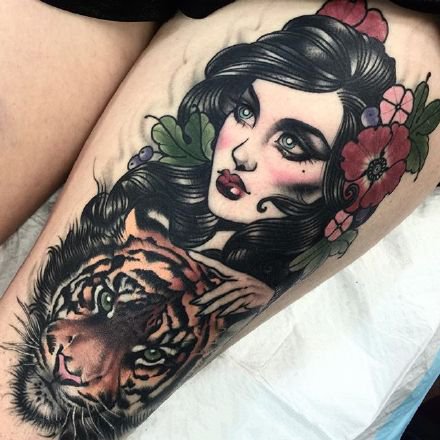 女郎纹身图 9张包臂的漂亮纹身女郎图案