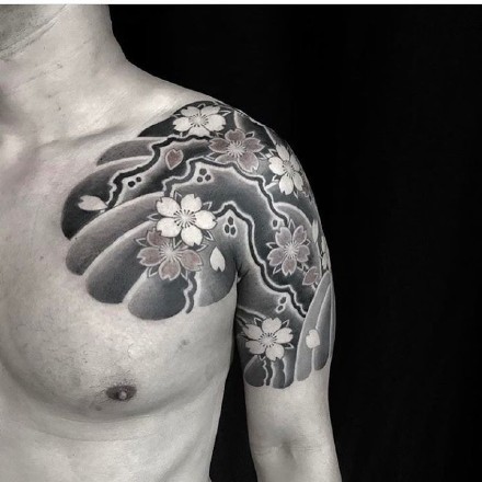 日式半甲图 日式风格的传统9组半胛纹身图案