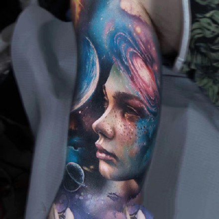 欧美炫彩风格的一组写实纹身图片
