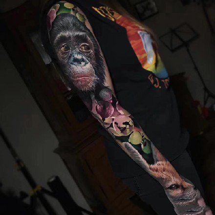 欧美炫彩风格的一组写实纹身图片