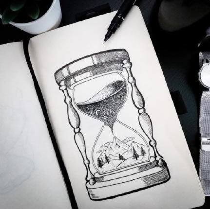 沙漏图案纹身 象征时间流逝的9张沙漏纹身图案