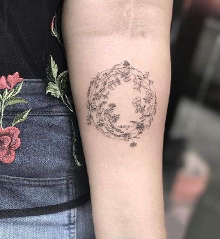 花环纹身 小清新的9张花环纹身图案作品