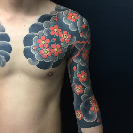 半胛纹身 9张传统的半甲纹身作品图案