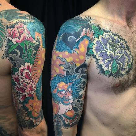 半胛纹身 9张传统的半甲纹身作品图案