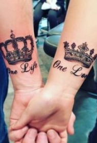 皇冠纹身图  高贵而又耀眼夺目的皇冠纹身图案