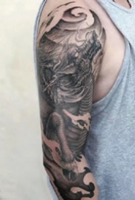 24款不错的欧美黑灰创意纹身图片