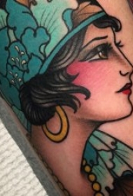 纹身new school  极具创意色彩的new  school风格人物纹身图案