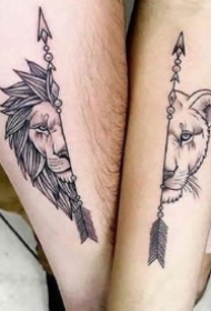 小臂黑纹身 黑色的13张手臂点刺黑图纹身作品