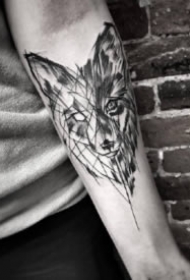 包小臂点线纹身 一组黑灰和点刺结合的点线设计包小臂纹身图案