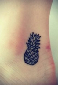 小清新纹身小图 不同风格及形态的小清新纹身小图案