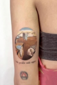 简约小清新的27款小花纹身图片