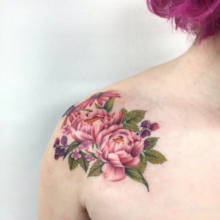 藤蔓纹身图案 千姿百态的黑灰或彩色的藤蔓纹身图案