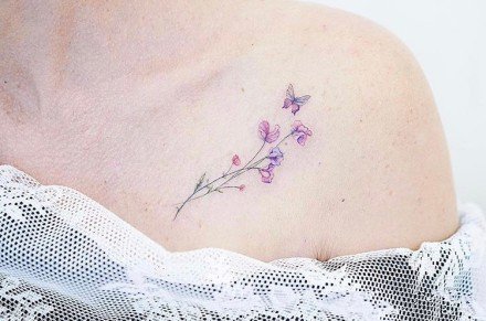 9张适合小女生的唯美小清新纹身图案