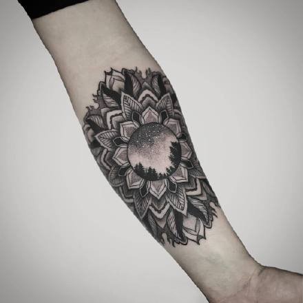 小臂梵花纹身 18组小臂位置的点刺梵花纹身图案