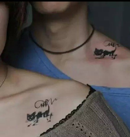 18款情侣的成对简约小图纹身作品