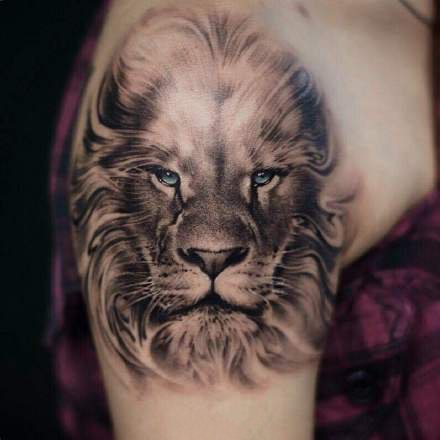 很逼真的一组素描写实人像纹身图案