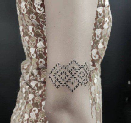 9张几何阵列规律图形符号纹身图片