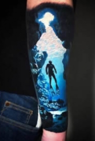 一组3D感觉的创意立体纹身图片