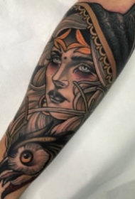 newschool风格的一组欧美包臂女郎纹身图案