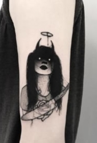 来自国外的9张暗黑系少女纹身作品图片