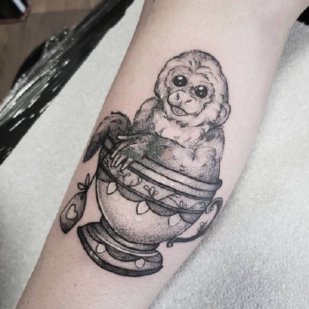 猴子纹身：好看的一组猴子猩猩主题的黑灰纹身图案