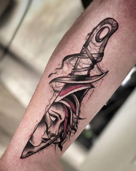 很帅气的9张点线设计纹身图案