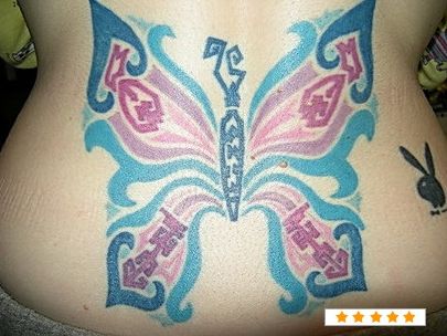 臀部优美蝴蝶纹身图片