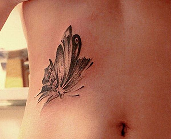 精美花蝴蝶腰部纹身
