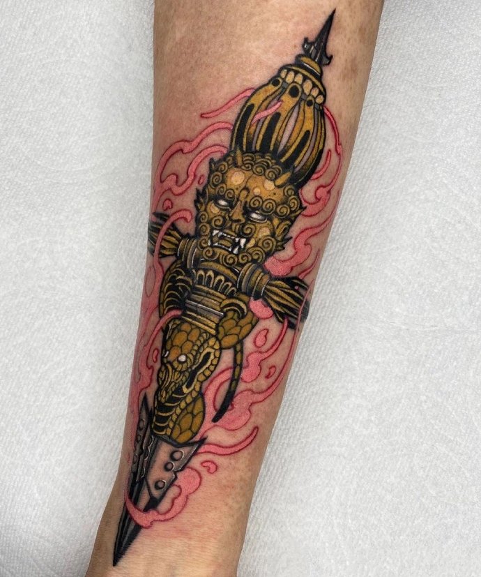 偏日式的新传统纹身图片