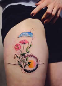 构思奇特的彩色清新纹身图案欣赏